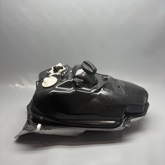 C650 GT BMW C650 GT FUEL TANK 2011 2012 2013 2014 2015 OEM 