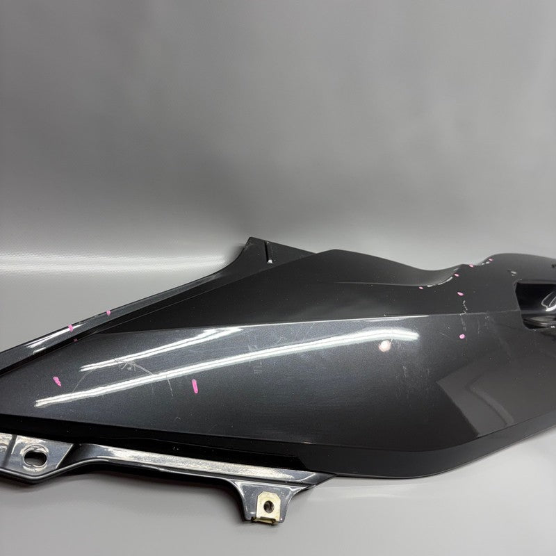 BMW R1200 RT REAR LATHERAL PART LEFT 2005 2006 2007 2008 2009 OEM 7681
