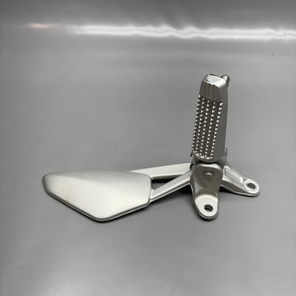 BMW K1300S FOOTREST LEFT REAR 2007-2012 2013 2014 2015 OEM 7714641