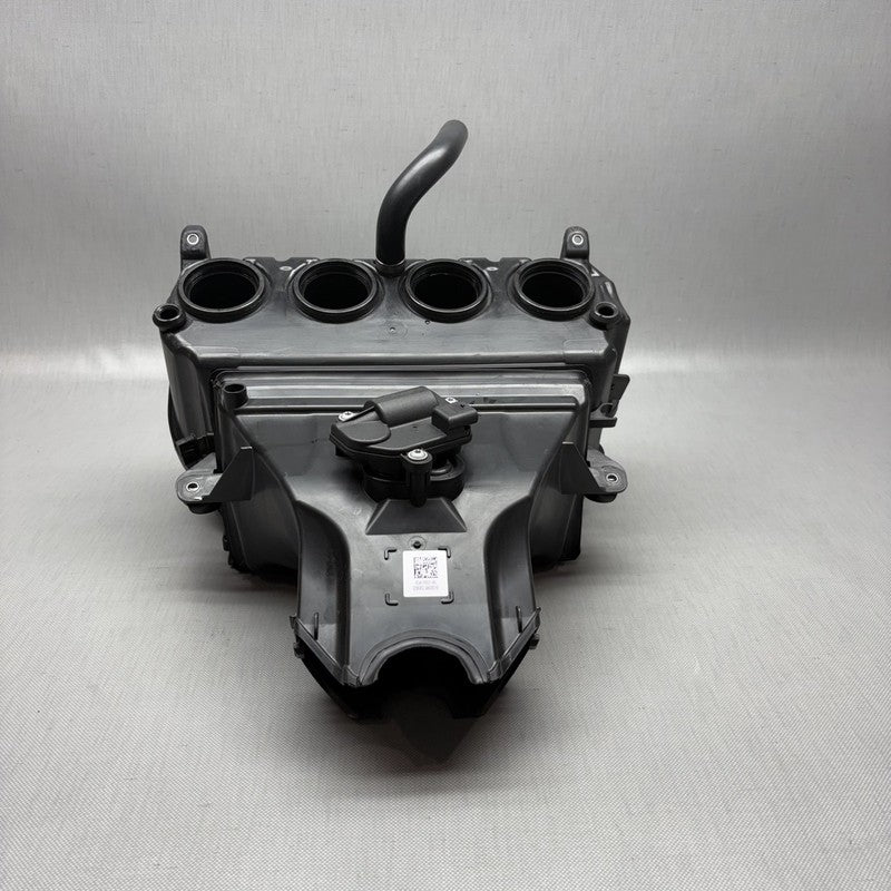 8567803 BMW S1000RR AIR INTAKE CLEANER BOX 2019 2020 2021 2022 2023 2024 OEM 8567803