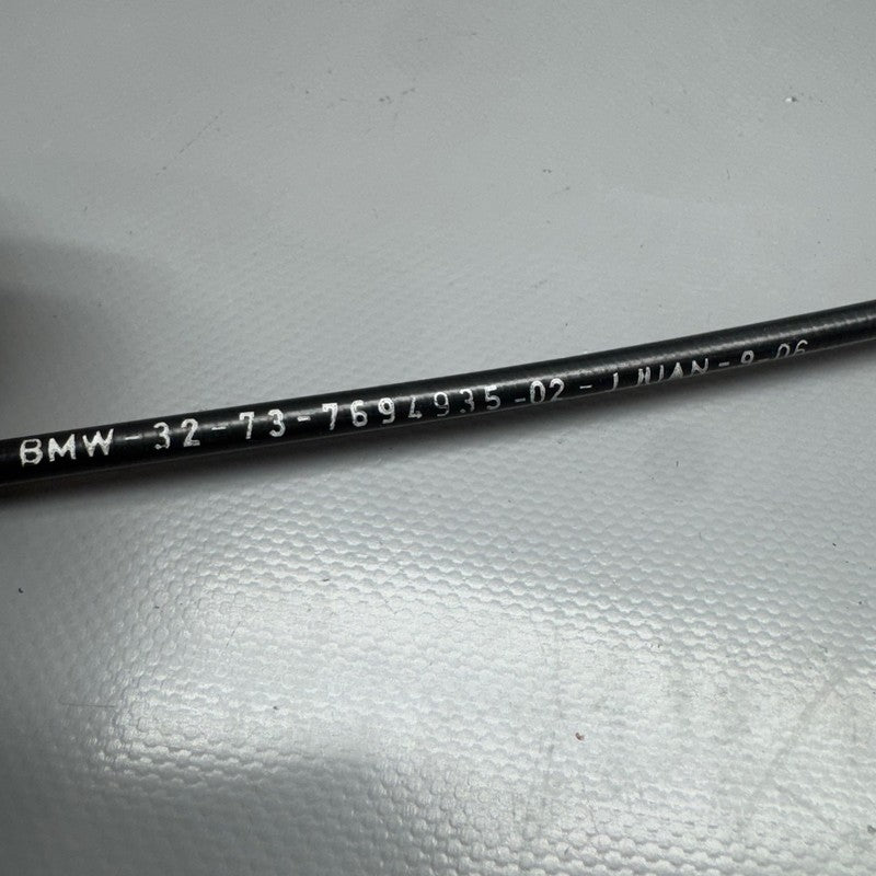 F800ST BMW F800ST HANDLE GRIP RIGHT WITH SWITCH 2005 2006 2007 2008 2009 2010 2011 OEM