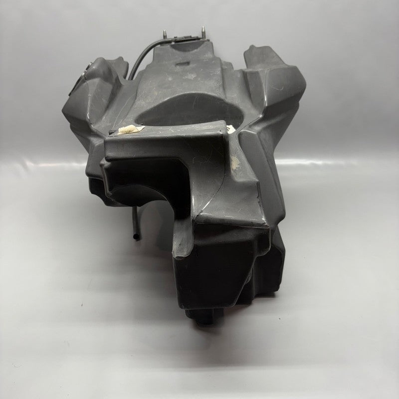 7691493 BMW F800ST GAS FUEL TANK 2005 2006 2007 2008 2009 2010 2011 OEM 7691493