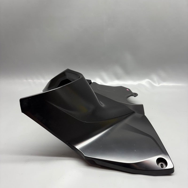BMW R1250RT TRIM COVER RIGHT FRONT 2017 2018 2019 2020 2021 2022 2023 