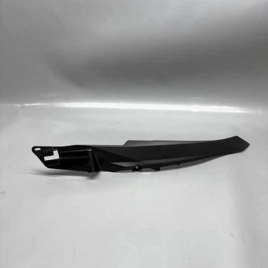 8403866 BMW F900R TAIL COWLING LEFT 2020 2021 2022 2023 2024 8403866
