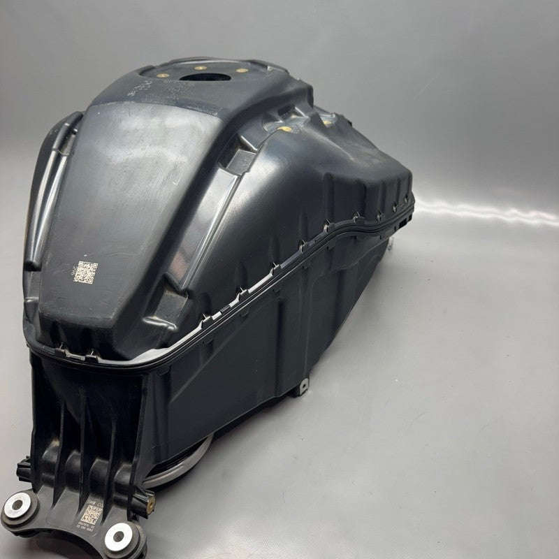 BMW F900R FUEL TANK 2020 2021 2022 2023 2024 OEM 8567870