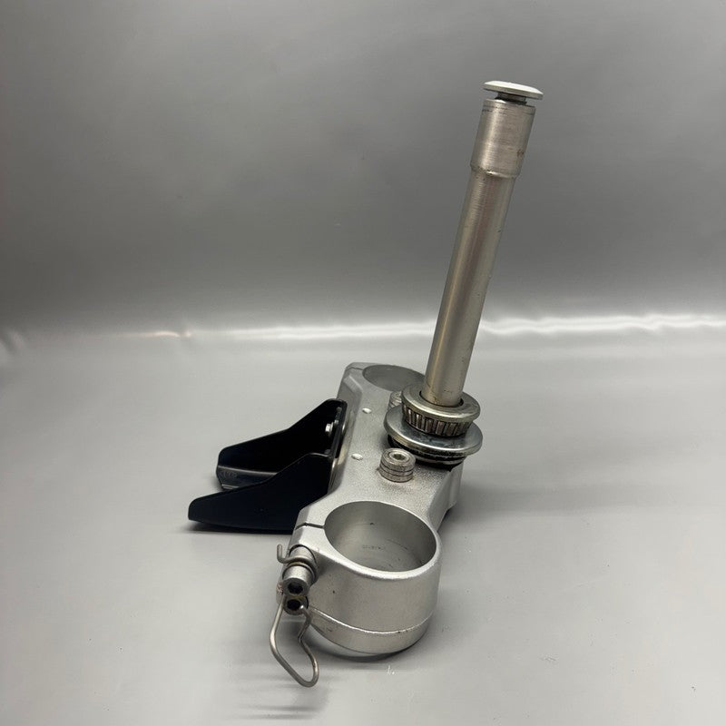 G650X BMW G650X LOWER FORK CROSS BRACE 2006 2007 OEM