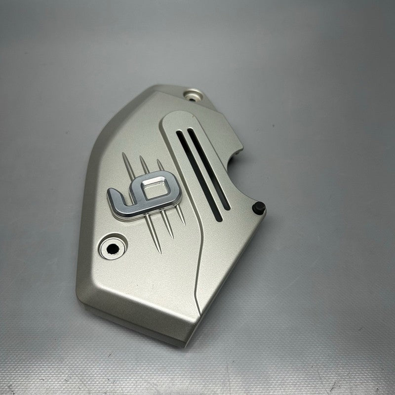 2336521 BMW K1600GT ENGINE TRANSMISSION GEARBOX COVER 2010 2011 2012 2013 2014 2015 2016