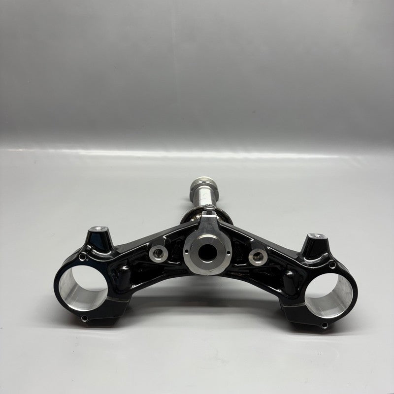 9899335 BMW R18 TRANSCONTINENTAL LOWER FORK CROSS BRACE 2020 2021 2022 2023 2024 2025
