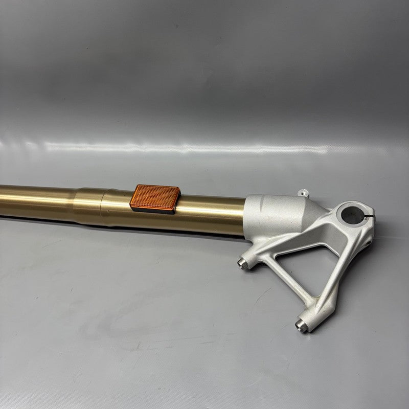 R1250RT BMW R1250RT FORK LEG RIGHT 2013-2016 2017 2018 2019 2020 2021 2022 2023 2024 OEM