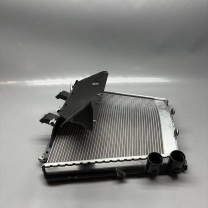 8356804 BMW M1000R RADIATOR 2021 2022 2023 2024 OEM 8356804