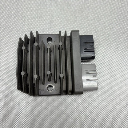 7718422 BMW C 650 SPORT VOLTAGE REGULATOR 2014 2015 2016 2017 2018 2019 2020 OEM 7718422