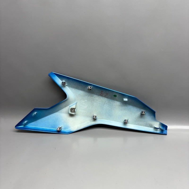 8558589 BMW C400X FAIRING SIDE PANEL LEFT 2018 2019 2020 OEM 8558589