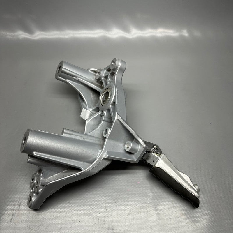 C600 SPORT BMW C600 SPORT ENGINE MOUNT LEFT 2011 2012 2013 2014 2015 OEM