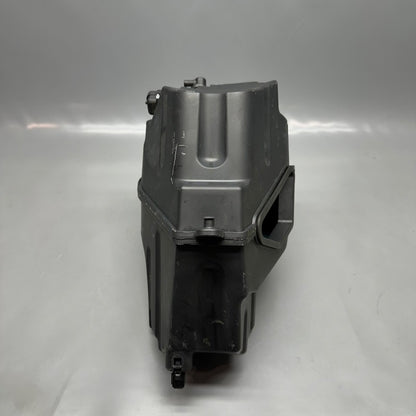 7724926 BMW C600 SPORT AIR BOX FILTER HOUSING 2011 2012 2013 2014 2015 OEM 7724926