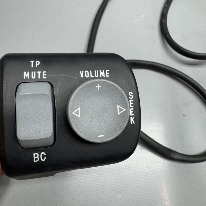 7671626 BMW K 1200LT REMOTE CONTROL RADIO 2003 2004 2005 2006 2007 2008 OEM 7671626