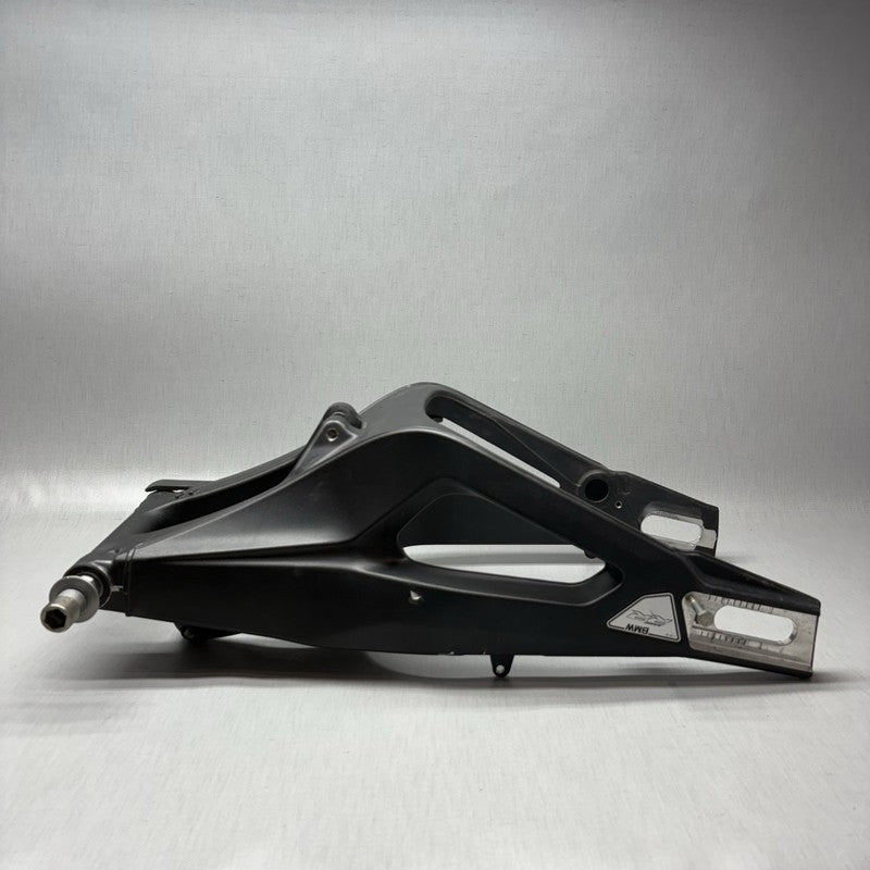 565665-01 BMW S1000RR SWING ARM 2019 2020 2021 2022 2023 2024 OEM 565665-01
