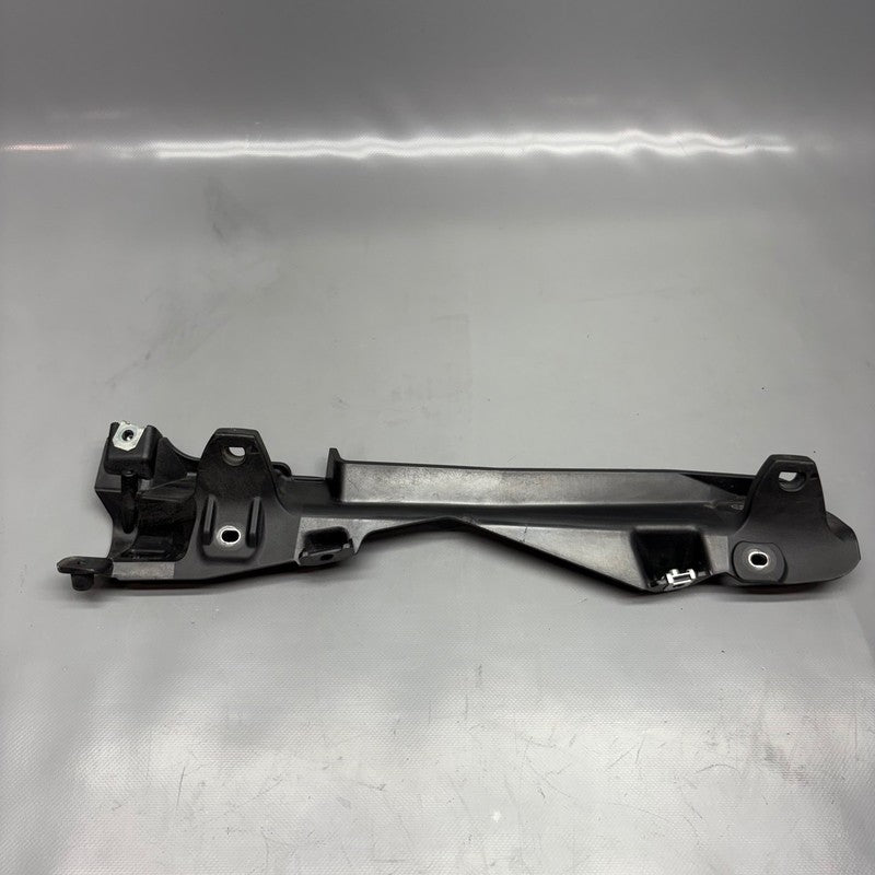 7716655 BMW K1600GT CASE HOLDER LEFT 2011 2012 2013 2014 2015 2016 OEM 7716655