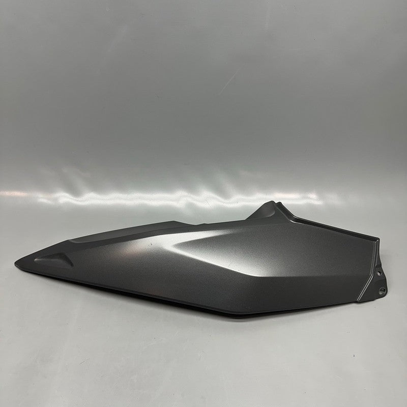 7710454 BMW K1600GT RIGHT SIDE TANK FAIRING 2010 2011 2012 2013 2014 2015 2016 7710454