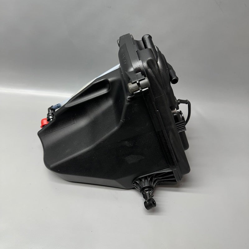 8530469 BMW K 1300S OIL TANK 2007-2011 2012 2013 2014 2015 OEM 8530469