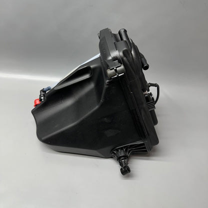 8530469 BMW K 1300S OIL TANK 2007-2011 2012 2013 2014 2015 OEM 8530469