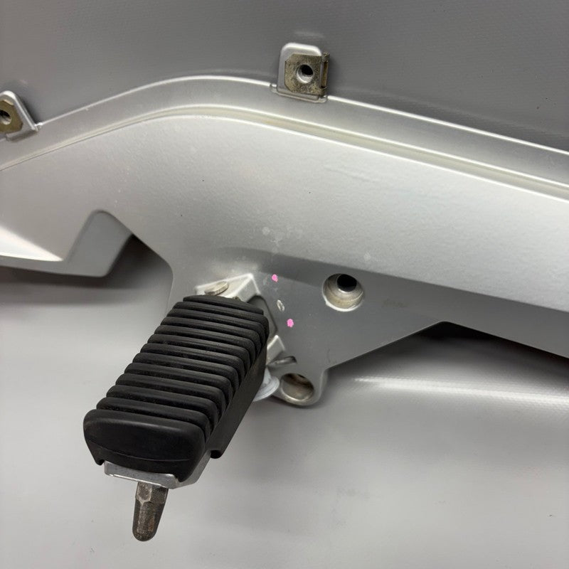 BMW R1200 RT FOOTPEG PLATE LEFT 2005 2006 2007 2008 2009 OEM 7675289
