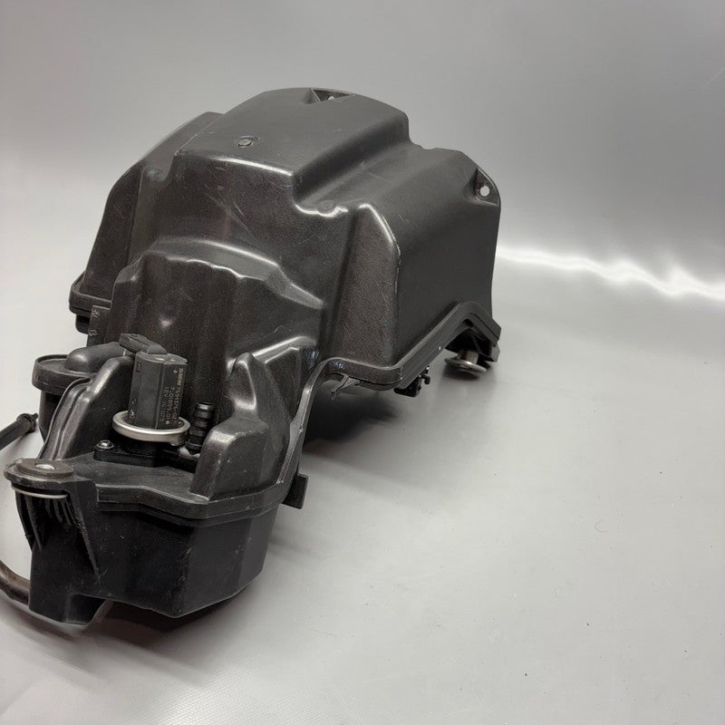 BMW K1600GT AIR INTAKE BOX 2011 2012 2013 2014 2015 2016 OEM 7712315