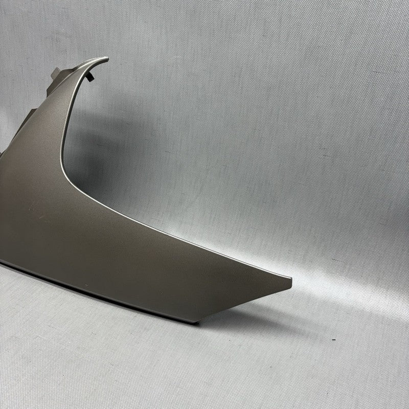 7686109 BMW C650 GT LATERAL TRIM PANEL LEFT FRONT 2011 2012 2013 2014 2015 OEM 7686109