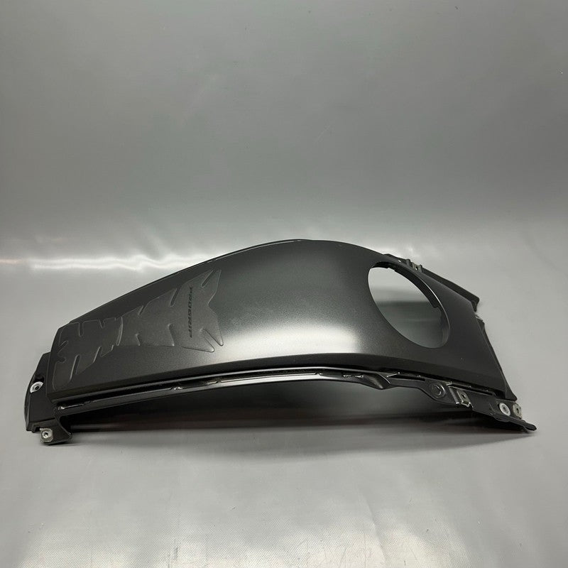 8546296 BMW K1600GT GAS TANK CENTER FAIRING 2010 2011 2012 2013 2014 2015 2016 OEM