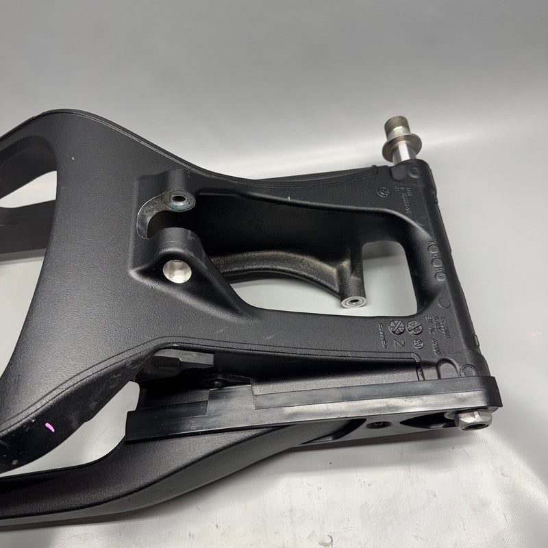 BMW S1000 R SWINGINGARM REAR 2020 2021 2022 2023 2024 2025 OEM 8565665
