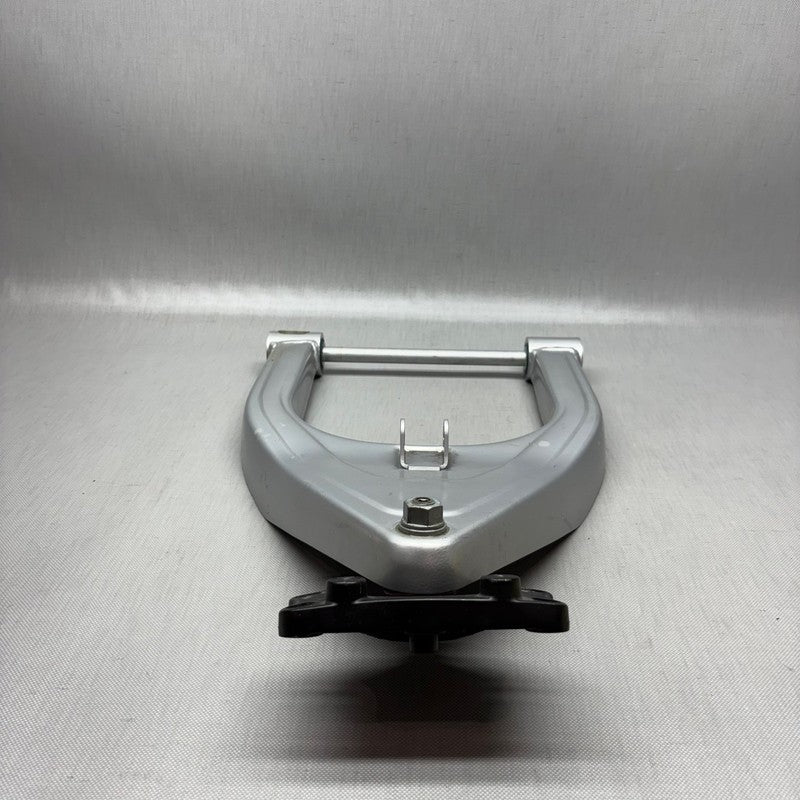 2311874 BMW R1150RS LOWER FORK CROSS BRACE 2002 2003 2004 2005 2006 OEM 2311874