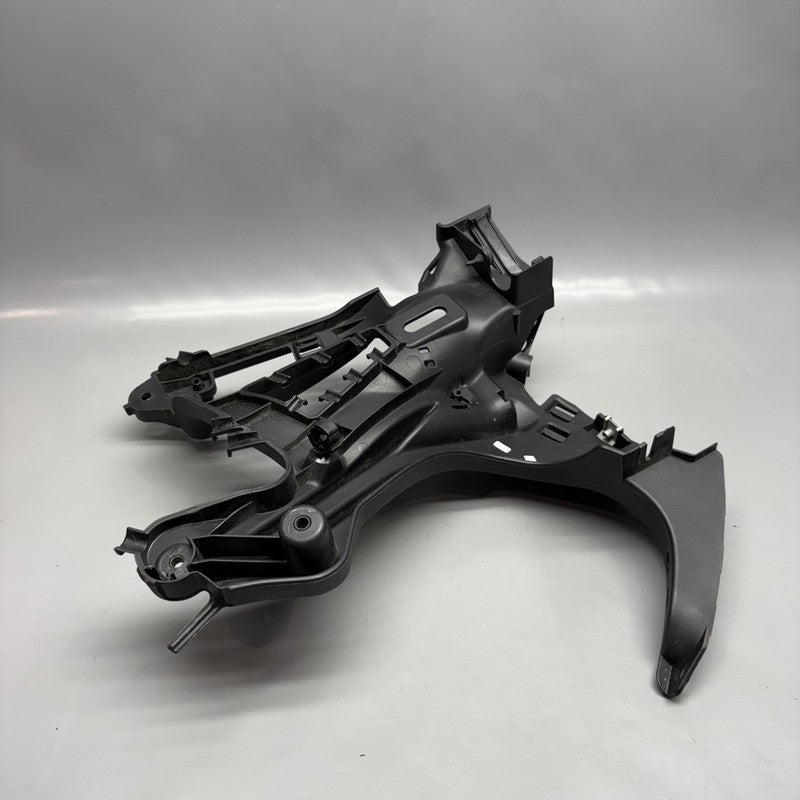 7677762 BMW K1300S RIGHT SIDE FAIRING BRACKET  2007-2011 2012 2013 2014 2015 OEM 7677762