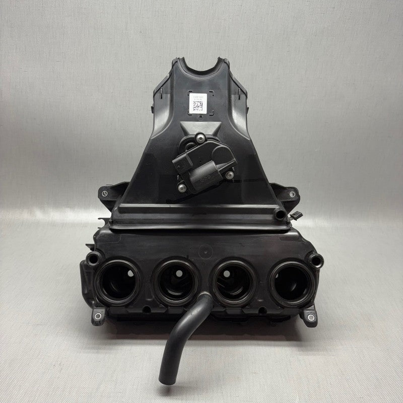 BMW S1000RR AIR INTAKE CLEANER BOX 2018 2019 2020 2021 2022 2023 2024 