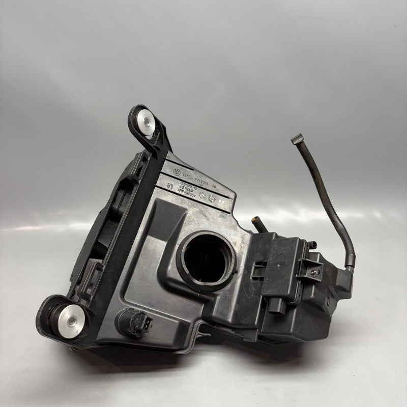 BMW K1600GT AIR INTAKE BOX 2011 2012 2013 2014 2015 2016 OEM 7712315