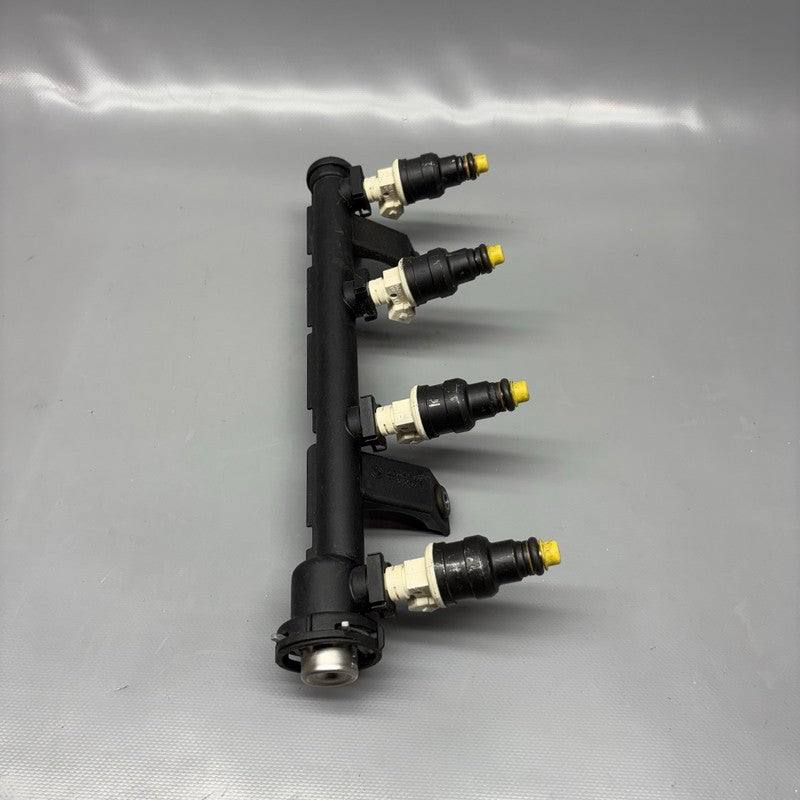 K1200LT BMW K 1200LT FUEL INJECTOR RAIL 2005 2006 2007 2008 OEM 