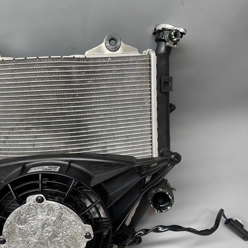 K 1300S BMW K 1300S RADIATOR WITH FAN 2007-2011 2012 2013 2014 2015 OEM