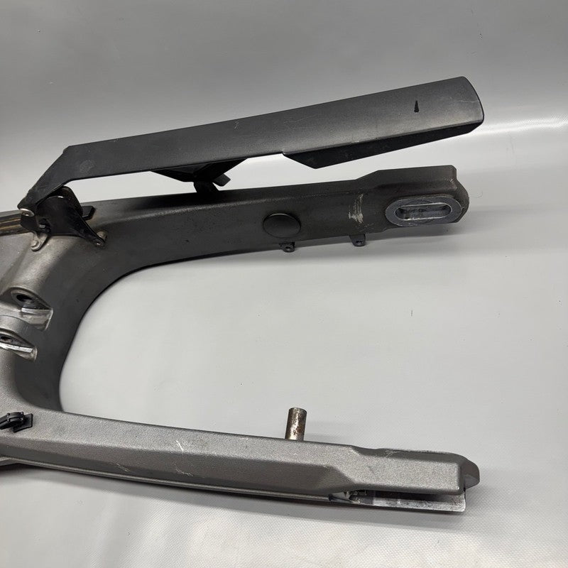 7696651 BMW G650X REAR WHEEL SWINGING ARM 2006 2007 OEM 7696651