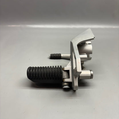2311643 BMW R 1100R SHIFT LEVER FOOTPEG LEFT 1993-1997 1998 1999 2000 2001 2002 OEM 