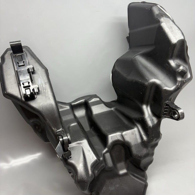 7706019 BMW R1200GS FUEL TANK 2009 2010 2011 2012 2013 OEM 7706019