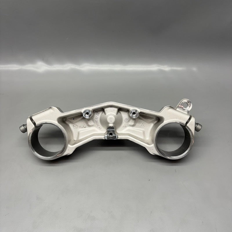 9443338 BMW R1250RT LOWER FORK CROSS BRACE 2013-2018 2019 2020 2021 2022 2023 2024 OEM
