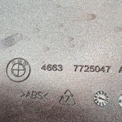 7725047 BMW C650 GT LEFT TAIL TRIM 2011 2012 2013 2014 2015 OEM 7725047