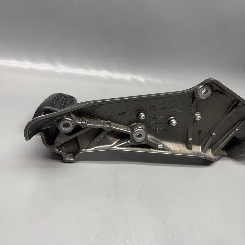 BMW K1600GTL FOOTREST RIGHT 2015 2016 2017 2018 2019 2020 2021 OEM 838