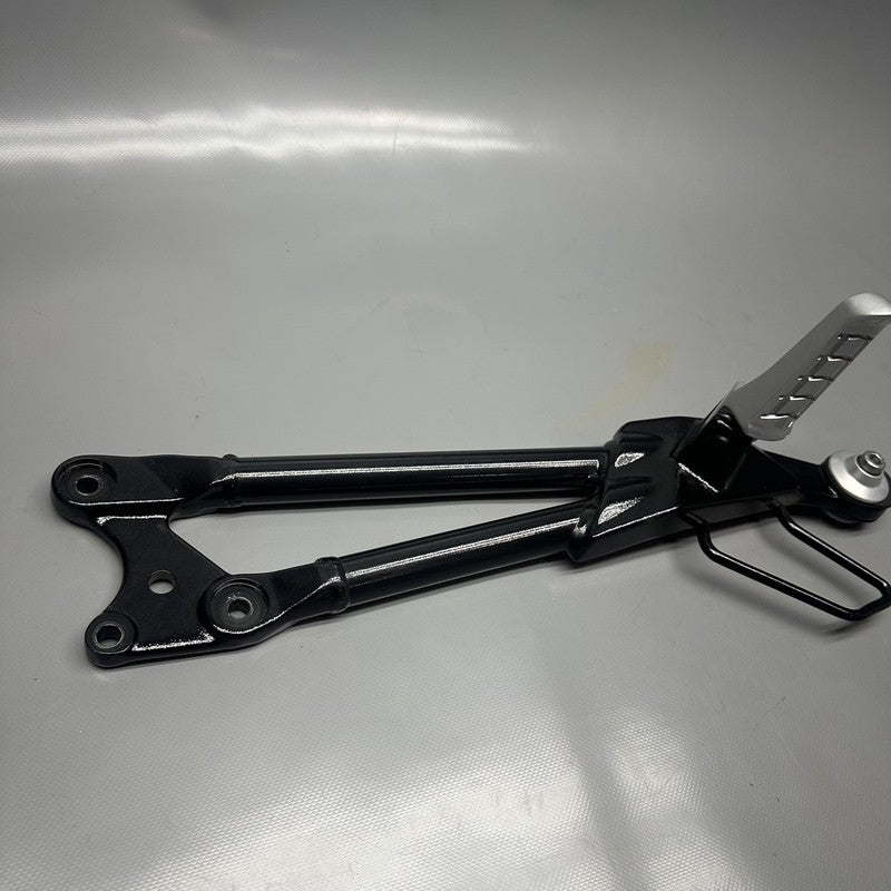 8560598 BMW G310GS FOOTREST BRACKET RIGHT REAR  2018 2019 OEM 8560598