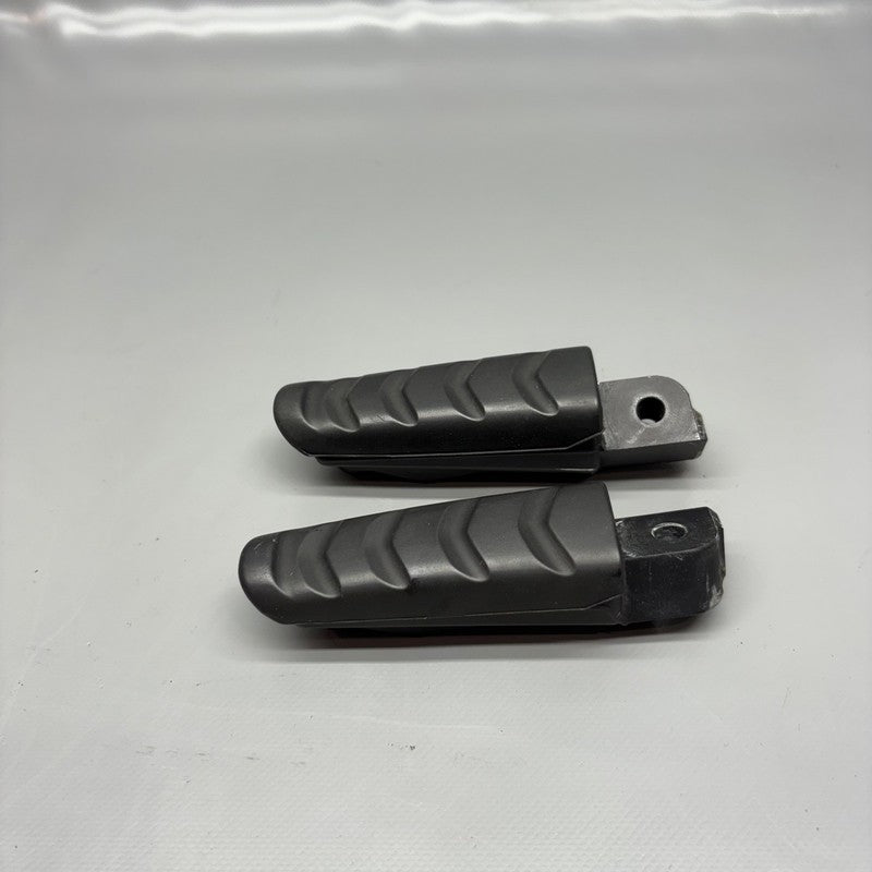 F800ST BMW F800ST FOOTPEG LEFT AND RIGHT REAR 2005 2006 2007 2008 2009 2010 2011 OEM