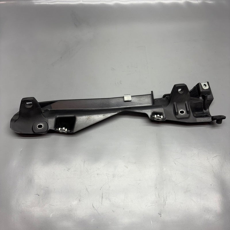 7616656 BMW K1600GT CASE HOLDER RIGHT 2011 2012 2013 2014 2015 2016 OEM 7616656
