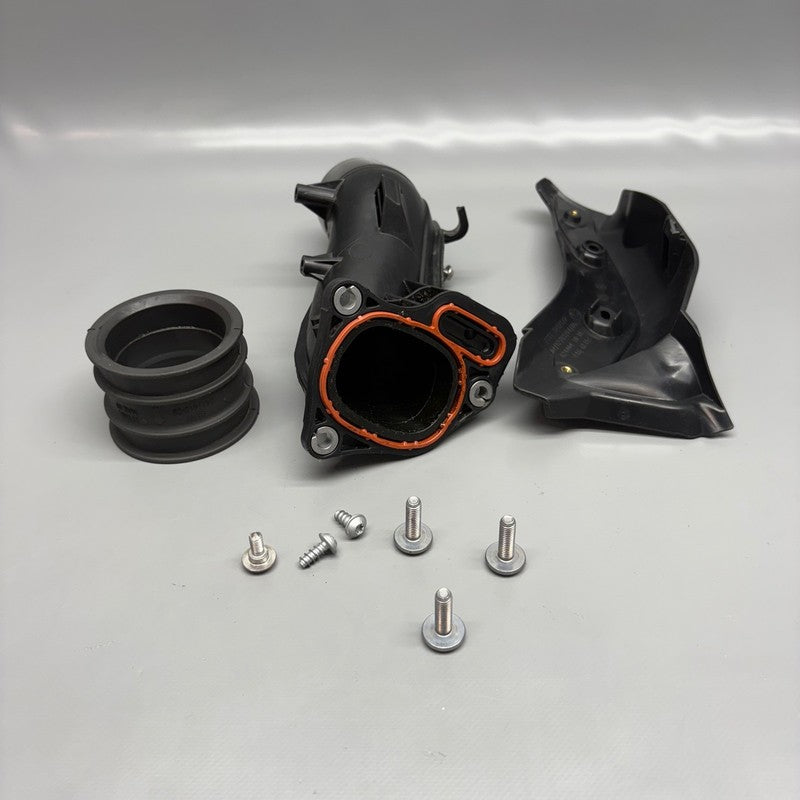 8409744 BMW R18 TRANSCONTINENTAL SUCTION TUBE AND COVER 2020 2021 2022 2023 2024 OEM
