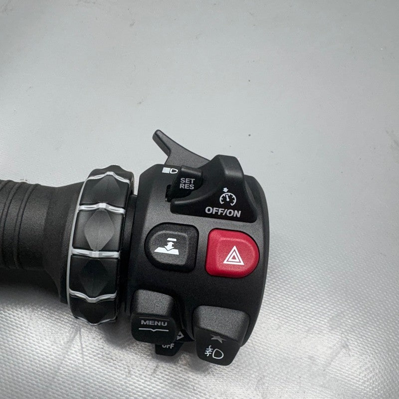 R18 TRANSCONTINENTAL BMW R18 TRANSCONTINENTAL HANDLE MULTICONTROLER AND SWITCH 2020-2024 2025 OEM