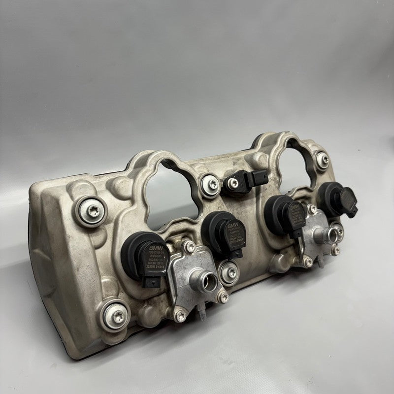 BMW S1000R CYLINDER HEAD COVER 2020 2021 2022 2023 2024 OEM 8569341