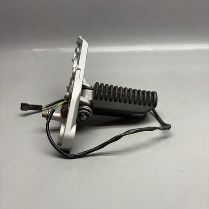 BMW R 1100R FOOTPEG RIGHT REAR 1993-1996 1997 1998 1999 2000 2001 OEM 