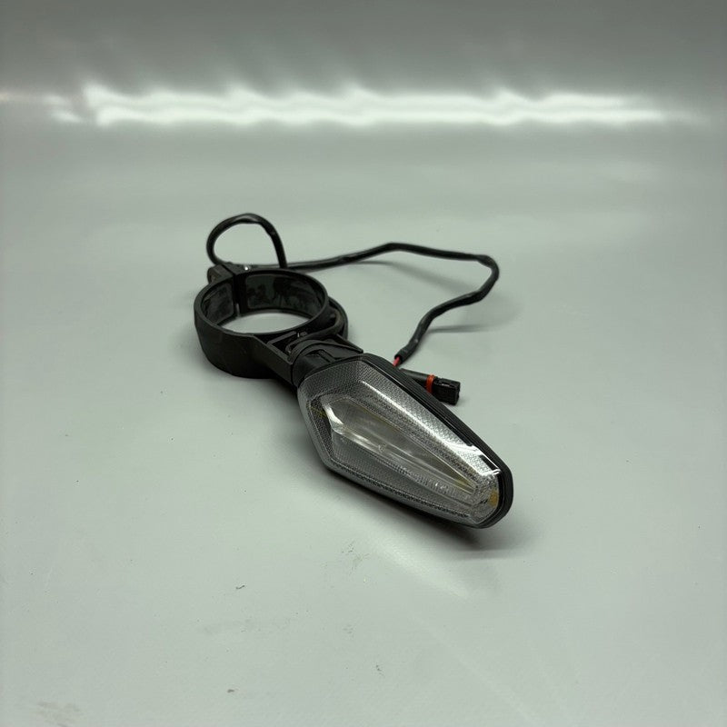 BMW S1000R SIGNAL LIGHT RIGHT FRONT 2020 2021 2022 2023 2024 2025 OEM