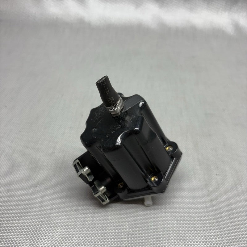 8534613 BMW C650 GT FUEL TANK VENTILATION VALVE 2011 2012 2013 2014 2015 OEM 8534613